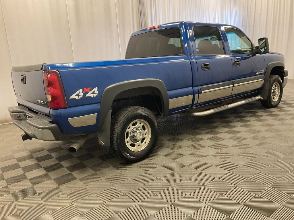 Used 2003 Chevrolet Silverado 2500 LT video 3