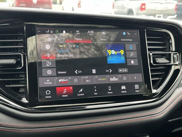 Used 2025 Dodge Durango GT AWD/4WD image 15