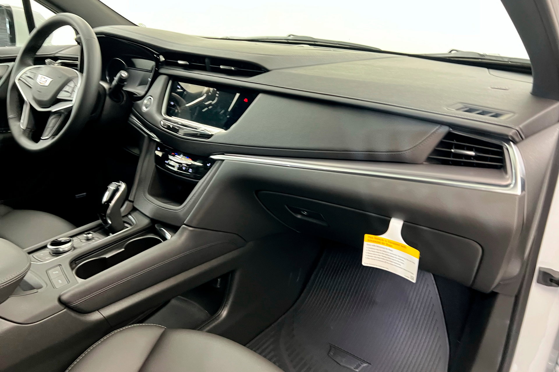 New 2025 Cadillac XT5 Luxury image 25