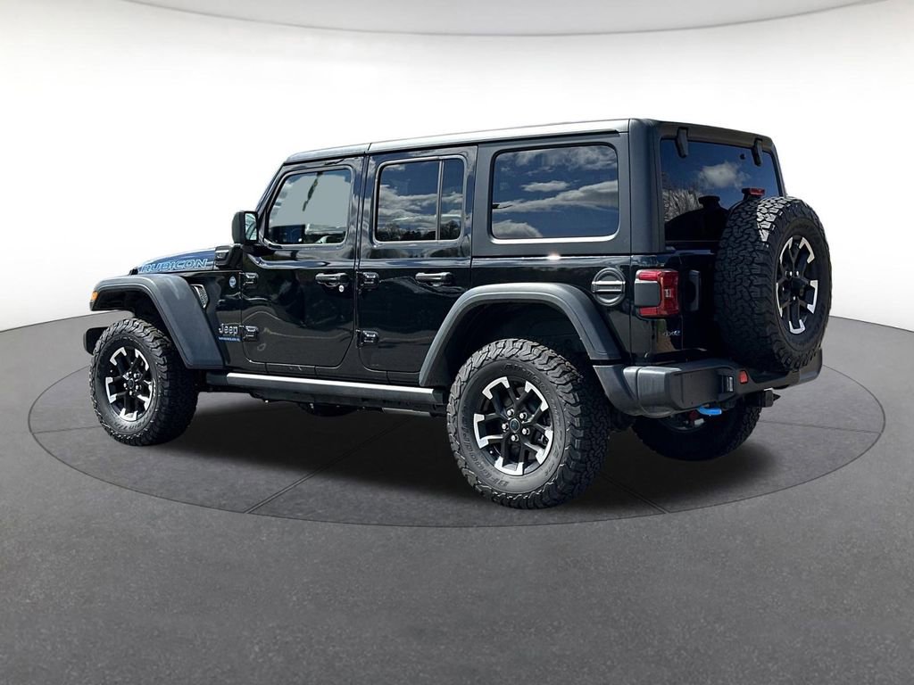 Used 2025 Jeep Wrangler Unlimited Rubicon 4xe image 3