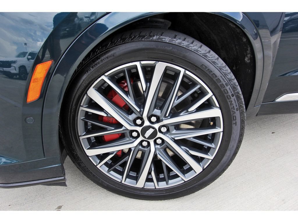 Certified 2024 Cadillac XT6 Sport w/ Technology Package AWD/4WD image 30
