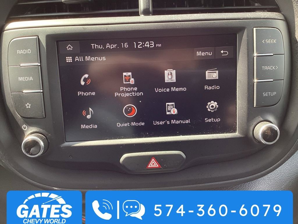 Used 2025 Kia Soul LX w/ LX Technology Package image 3