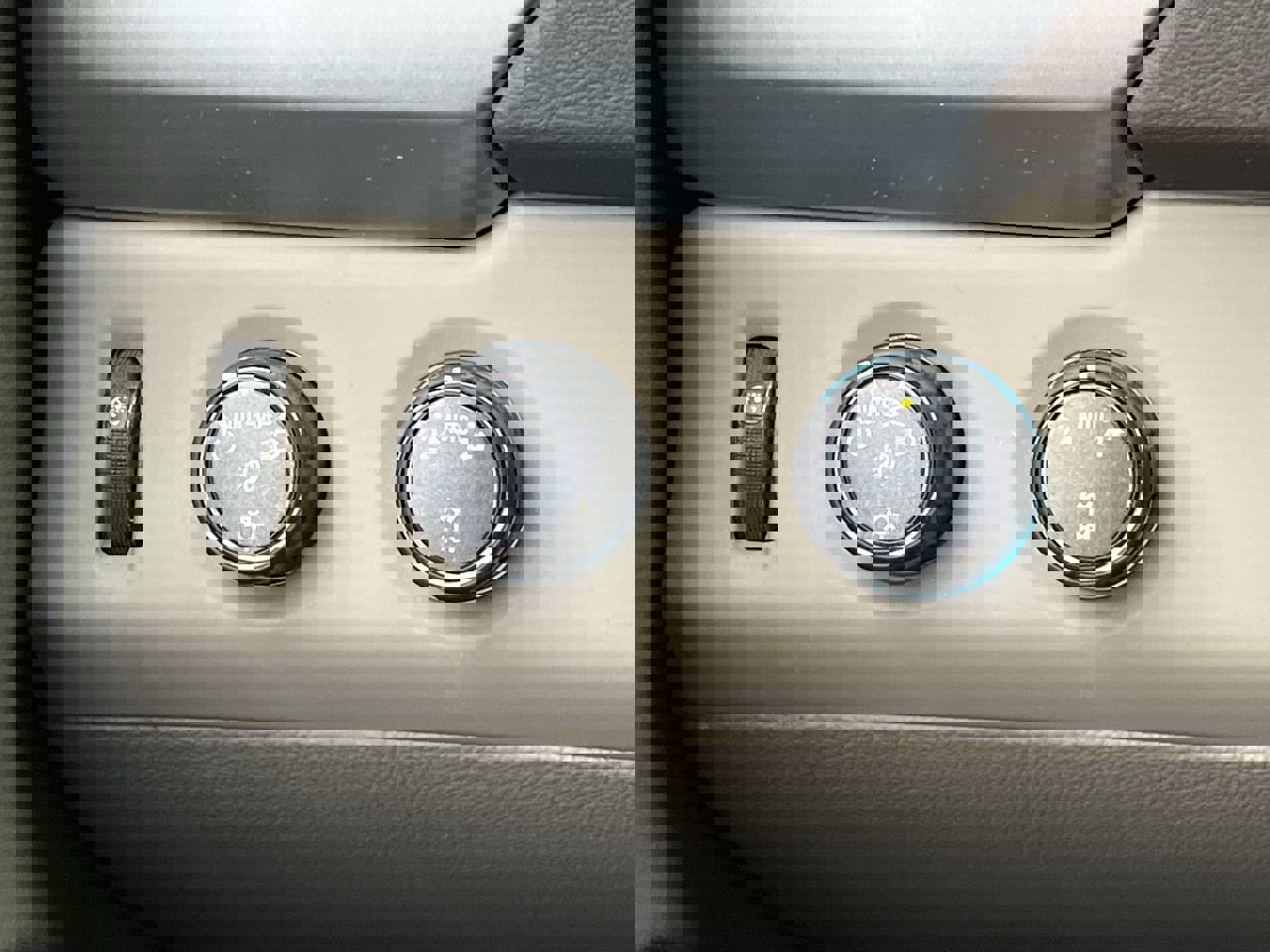 Used 2018 Chevrolet Tahoe LT image 19