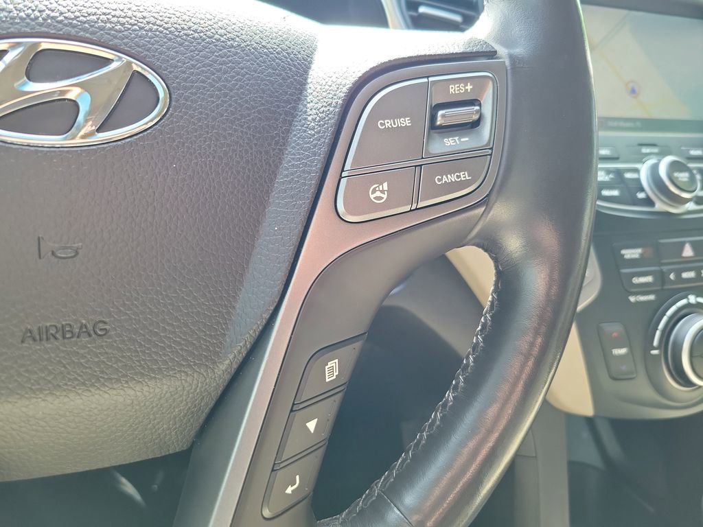 Used 2014 Hyundai Santa Fe Limited w/ Ultimate Package 07 image 27