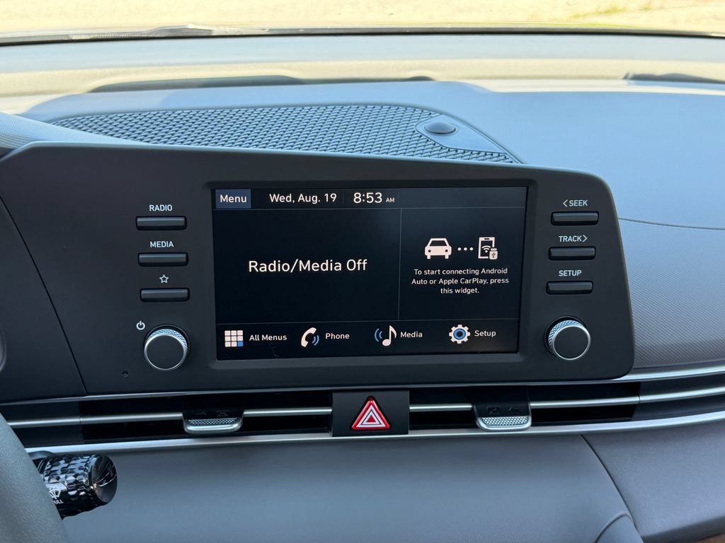 New 2026 Hyundai Elantra SE FWD image 19