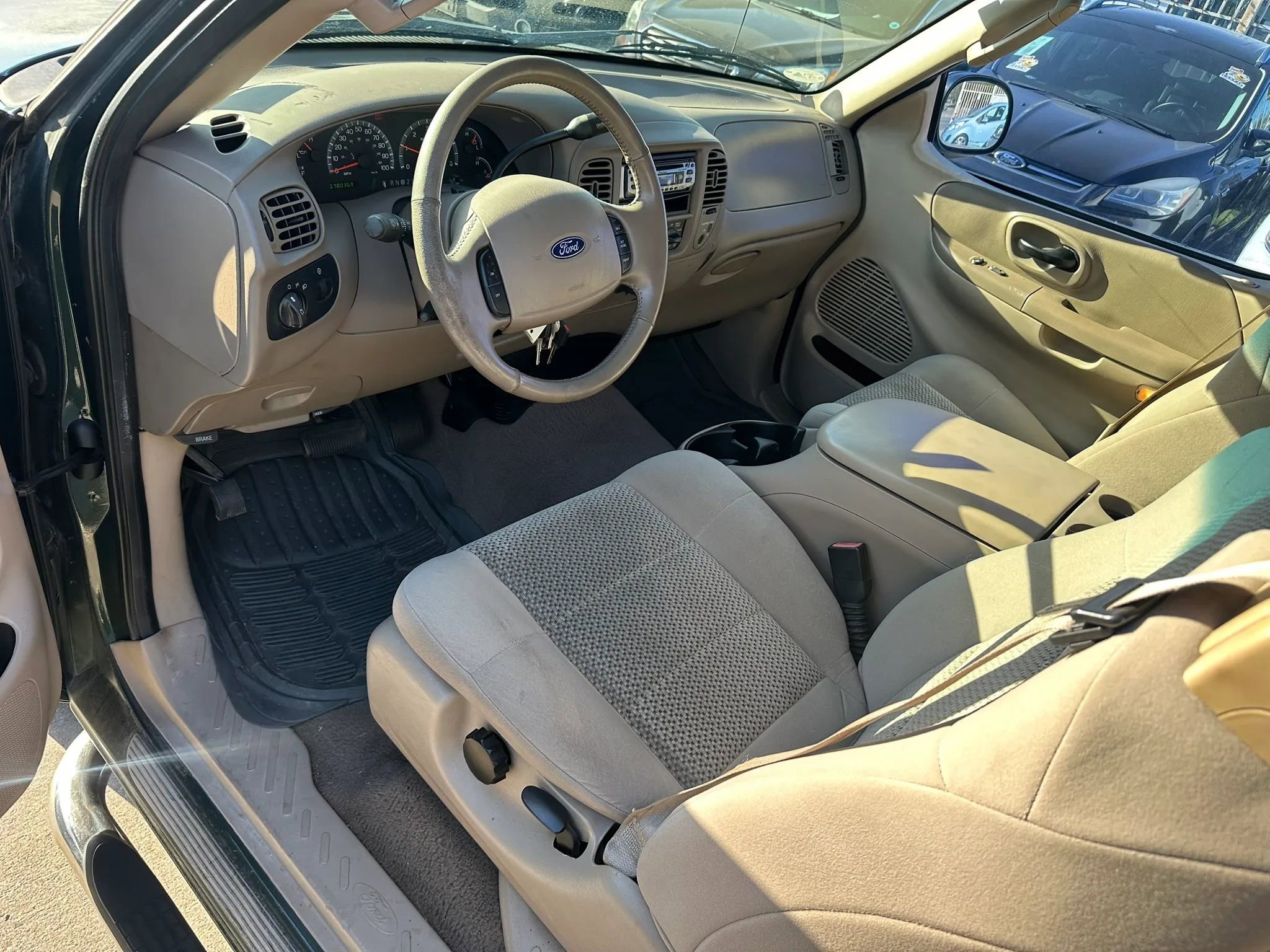 Used 2002 Ford F150 2WD SuperCab image 4