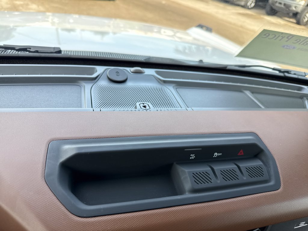 Certified 2024 Ford Bronco Outer Banks AWD/4WD image 21