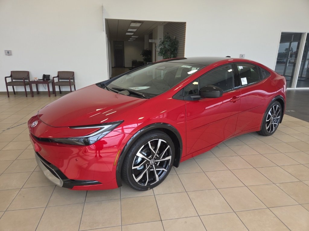 New 2026 Toyota Prius Plug-In Hybrid image 3