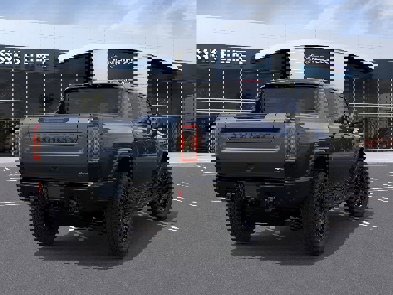 New 2026 GMC Hummer EV 4x4 Crew Cab w/ LPO, Dark Essentials Package image 4