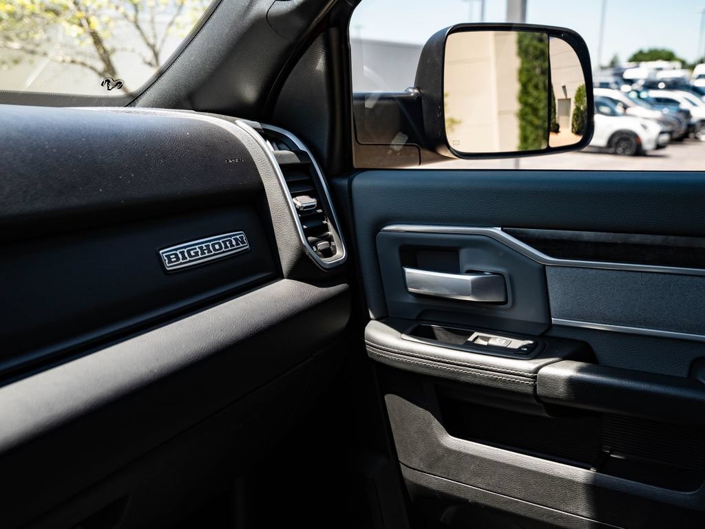 Used 2022 RAM 2500 Big Horn w/ Level C Equiment Group AWD/4WD image 38