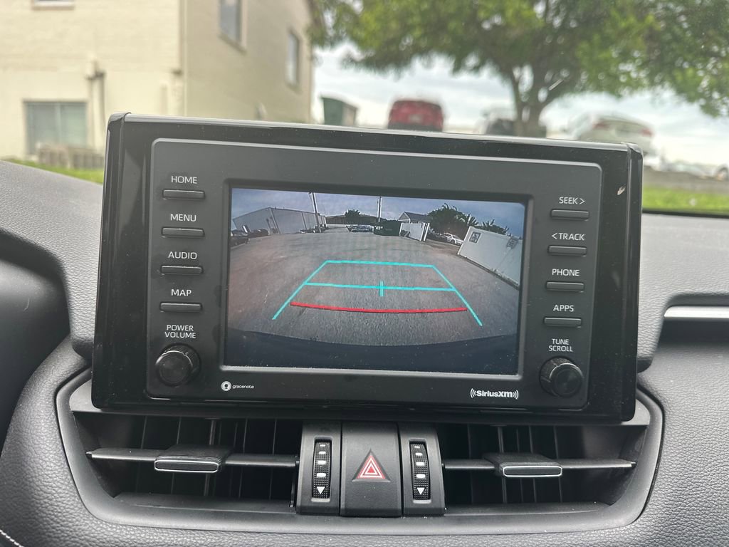 Used 2021 Toyota RAV4 XLE Premium AWD/4WD image 18