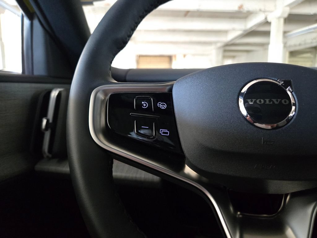 Certified 2025 Volvo EX30 Ultra AWD/4WD image 30