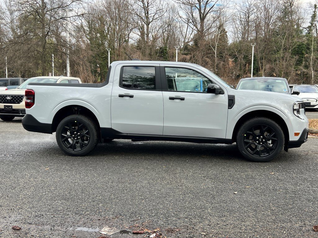 New 2026 Ford Maverick XLT w/ XLT Luxury Package image 3