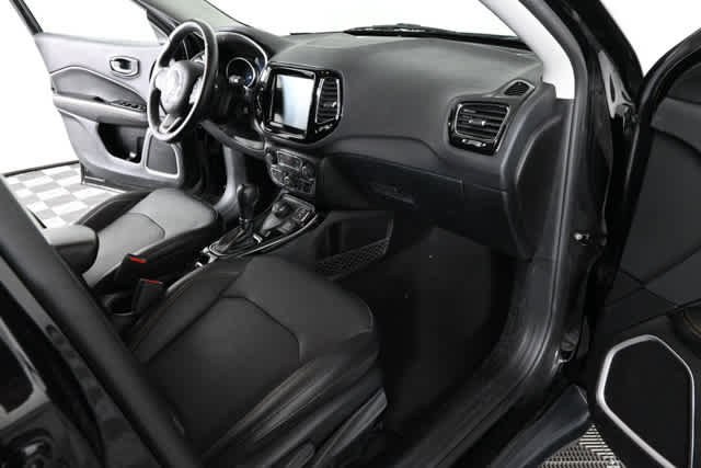 Used 2021 Jeep Compass Limited AWD/4WD image 11