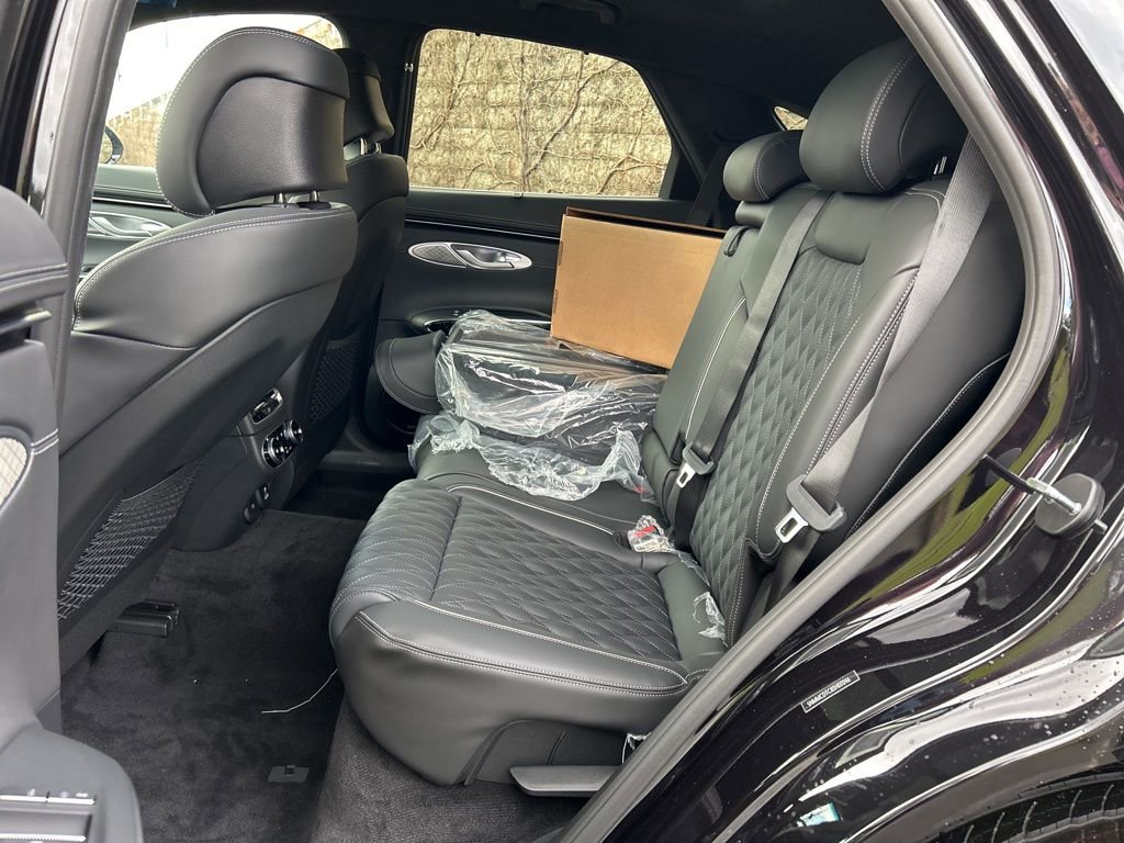 Certified 2025 Genesis GV70 3.5T Sport w/ Sport Prestige Package image 11