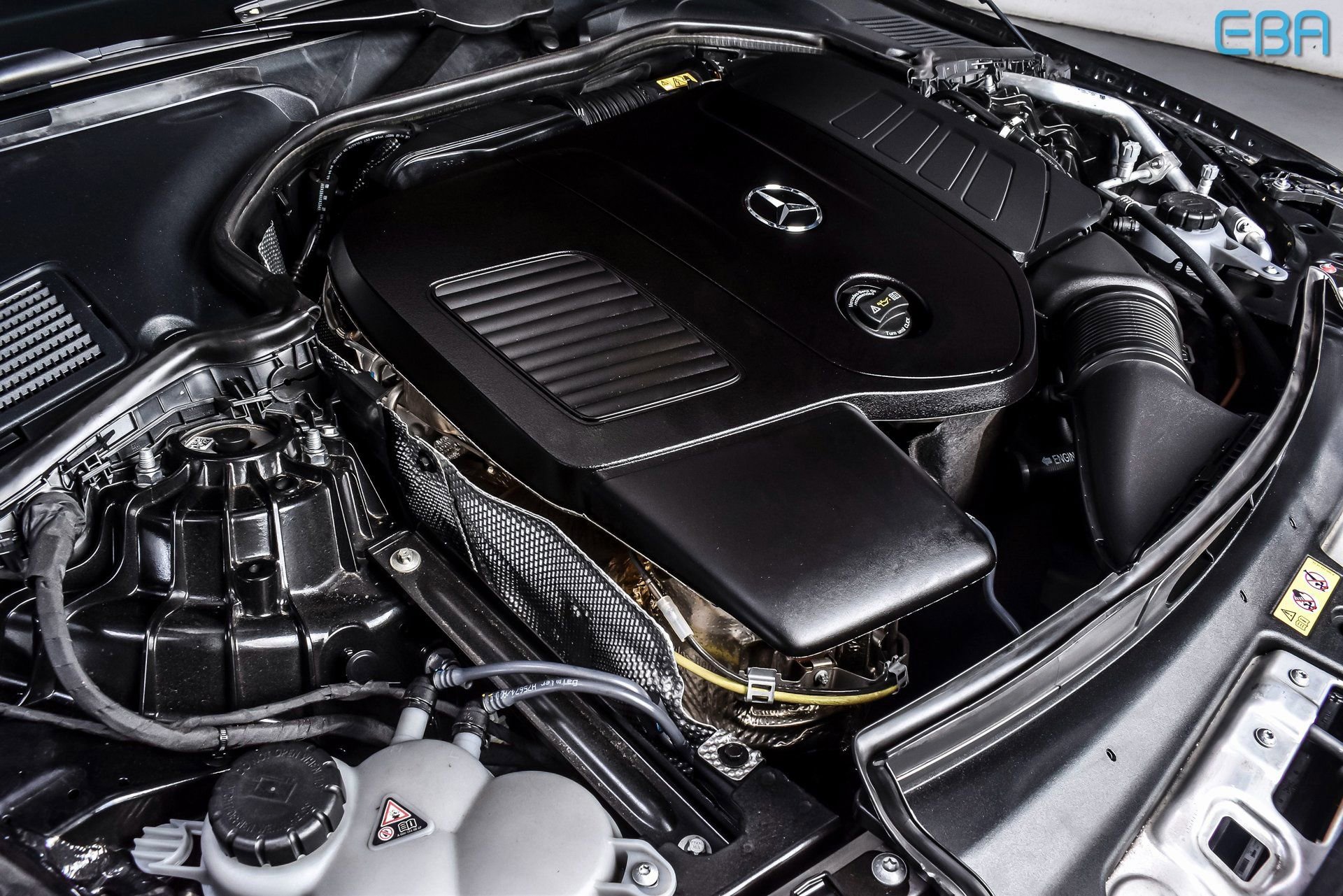 Used 2025 Mercedes-Benz C 300 4MATIC Sedan image 14