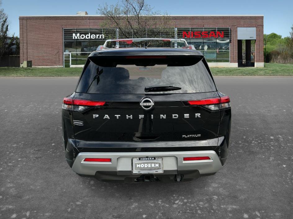 Certified 2024 Nissan Pathfinder Platinum w/ Cargo Package FWD image 3