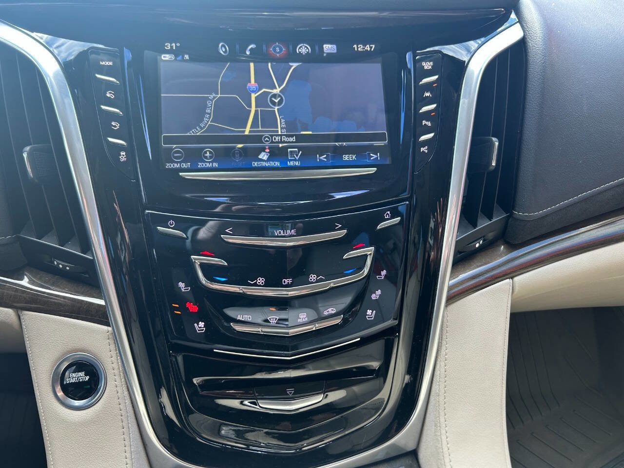 Used 2020 Cadillac Escalade ESV Luxury image 11