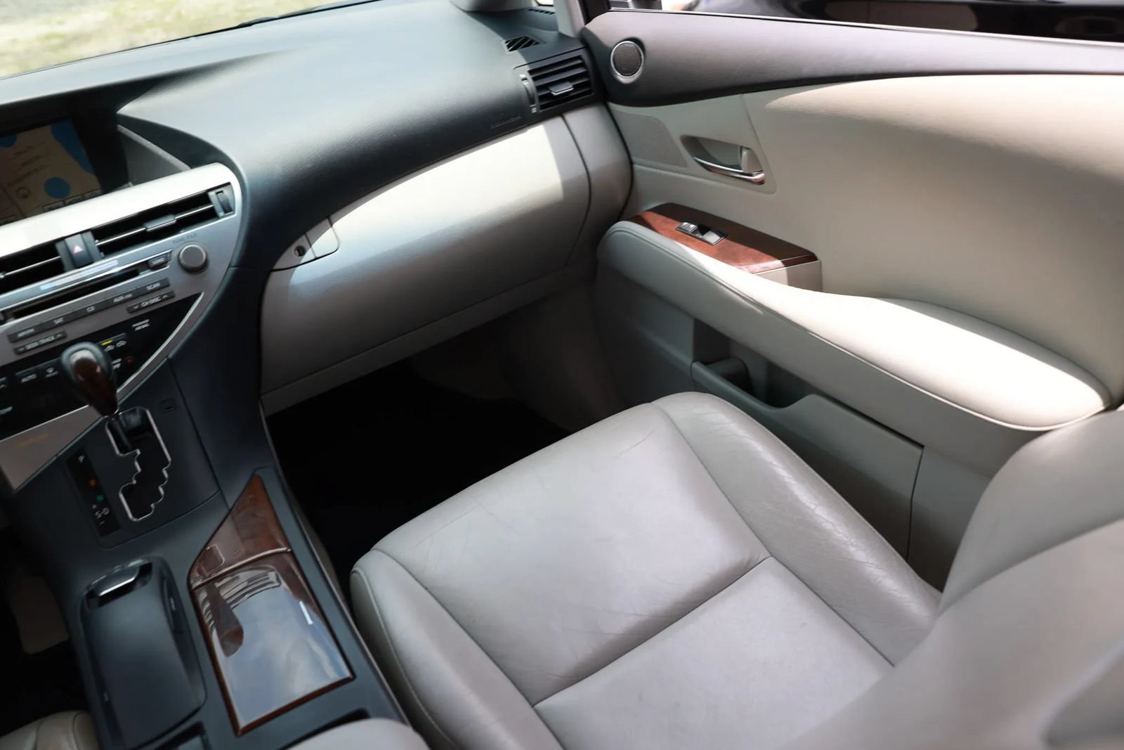 Used 2012 Lexus RX 350 FWD w/ Premium Pkg image 14