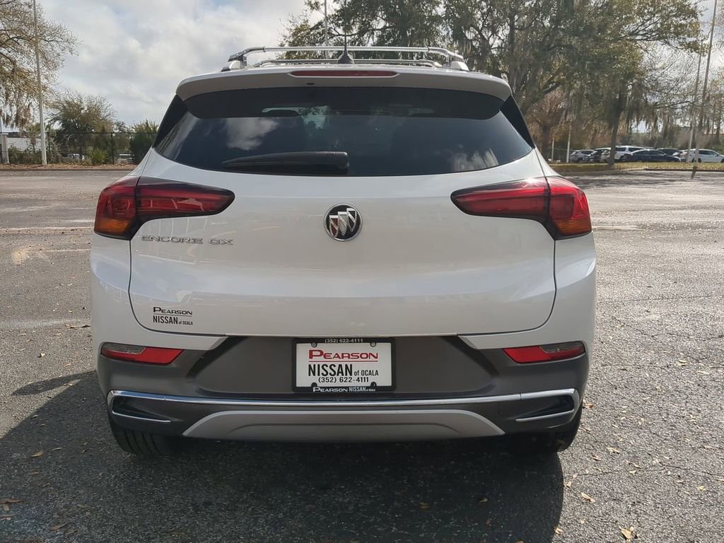 Used 2023 Buick Encore GX Essence w/ Experience Buick Package image 5