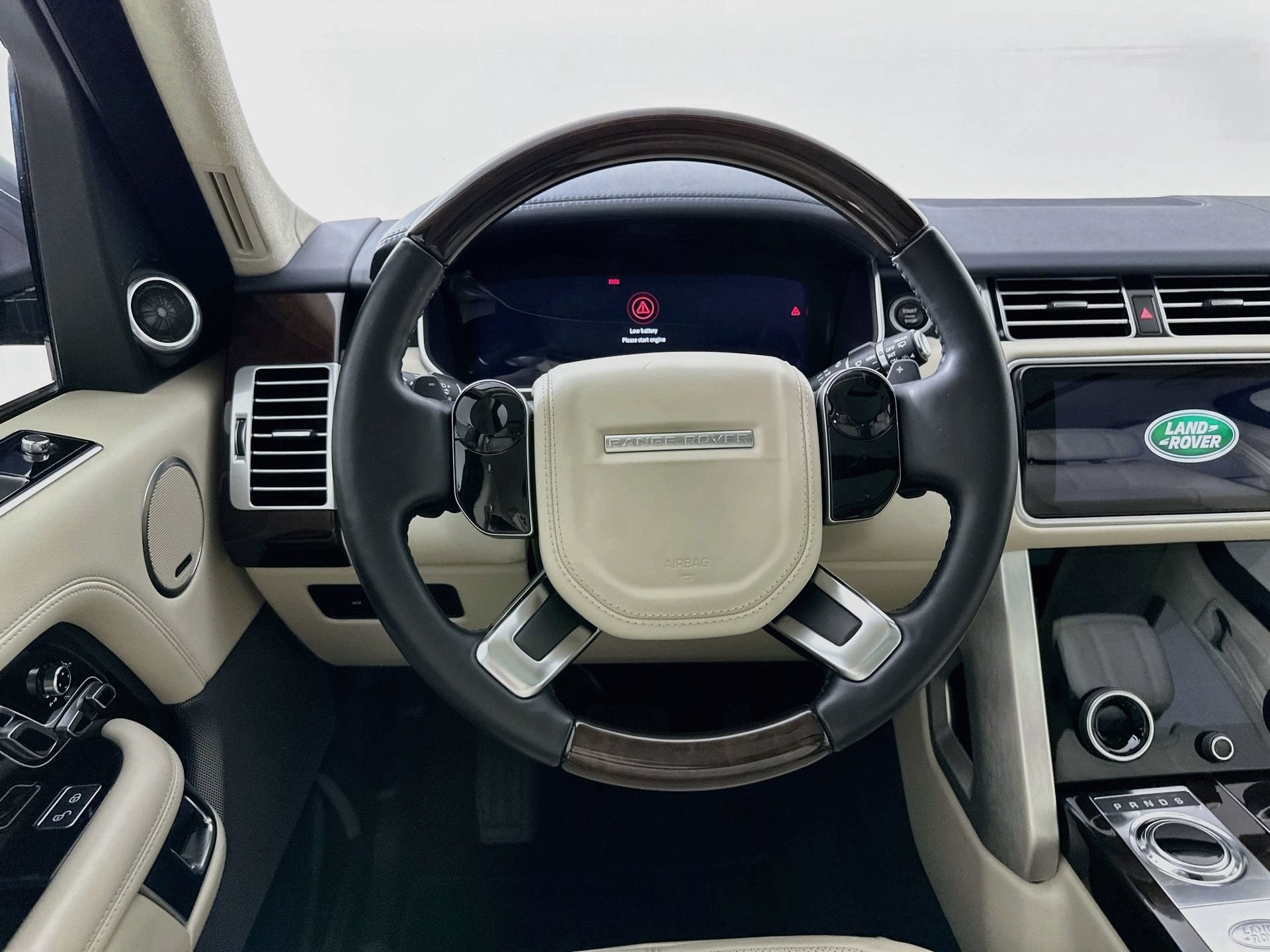 Used 2018 Land Rover Range Rover Supercharged AWD/4WD image 24