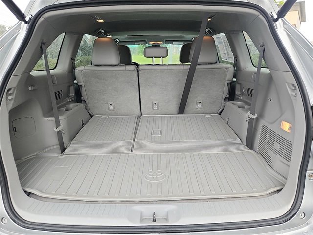 Used 2018 Toyota Highlander XLE image 29