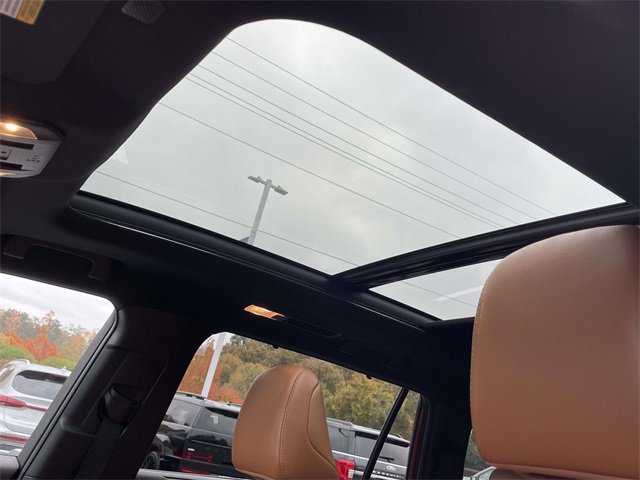 Used 2021 Toyota Highlander Platinum image 20