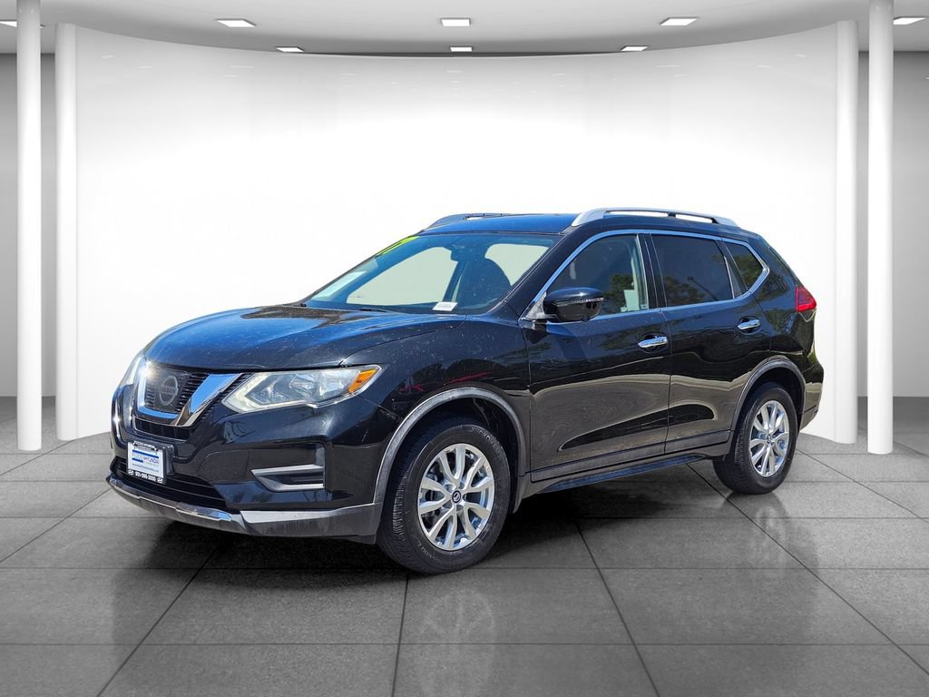 Used 2017 Nissan Rogue SV w/ SV Premium Package FWD image 3