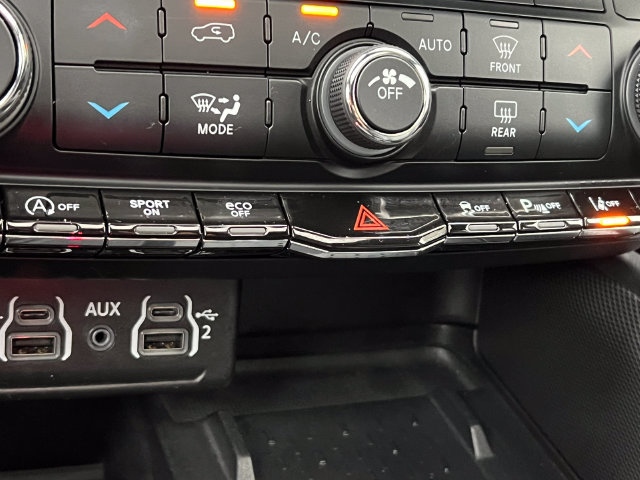 Used 2025 Dodge Durango GT AWD/4WD image 31