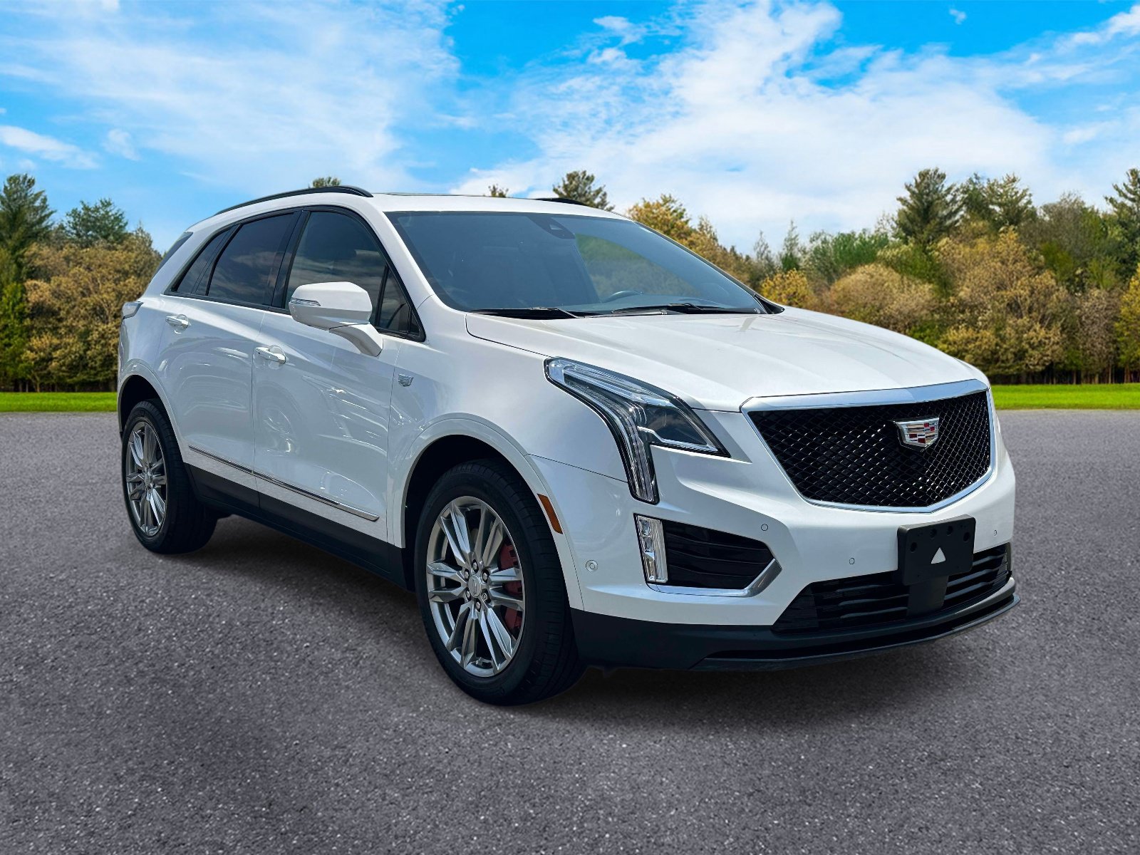 Used 2023 Cadillac XT5 Sportv w/ Technology Package AWD/4WD image 2