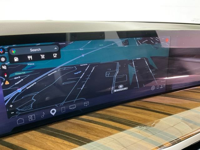 Certified 2025 Cadillac Escalade Premium Luxury Platinum image 11