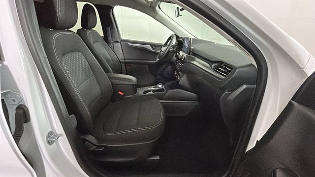 Used 2023 Ford Escape Active w/ Cold Weather Package FWD image 30