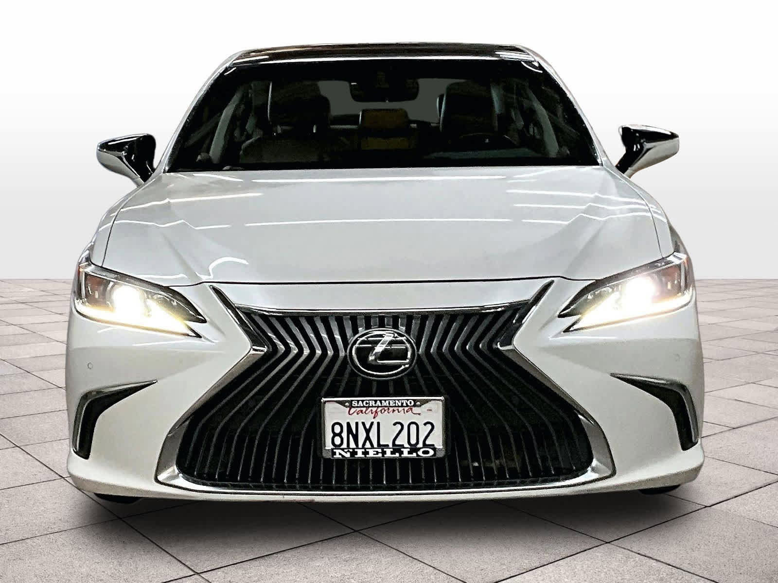 Used 2020 Lexus ES 350 w/ Premium Package FWD image 3