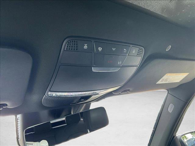 Used 2022 Mercedes-Benz GLC 300 4MATIC image 25
