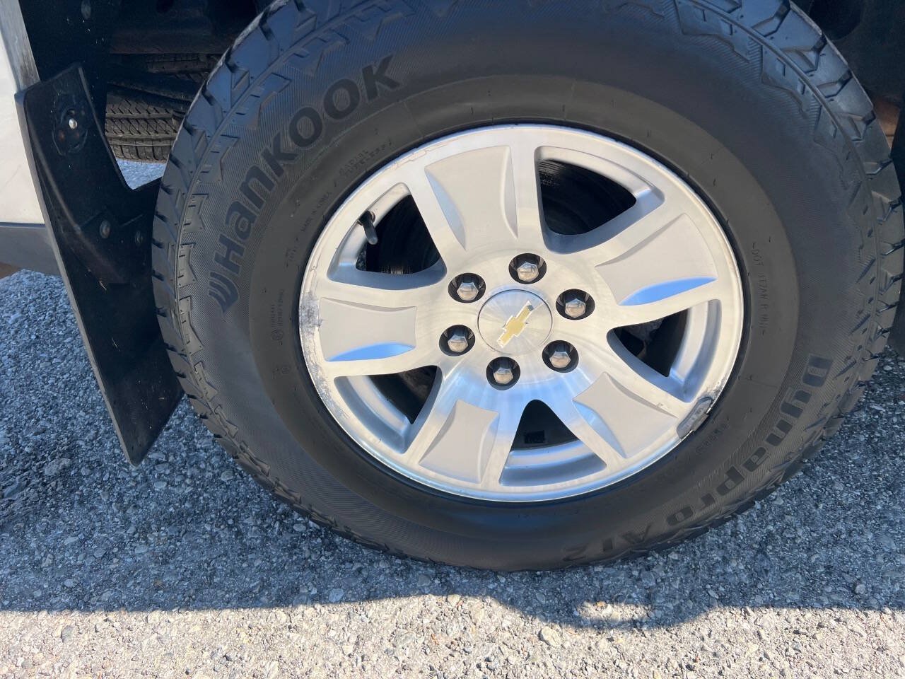 Used 2017 Chevrolet Silverado 1500 LT w/ All Star Edition AWD/4WD image 29