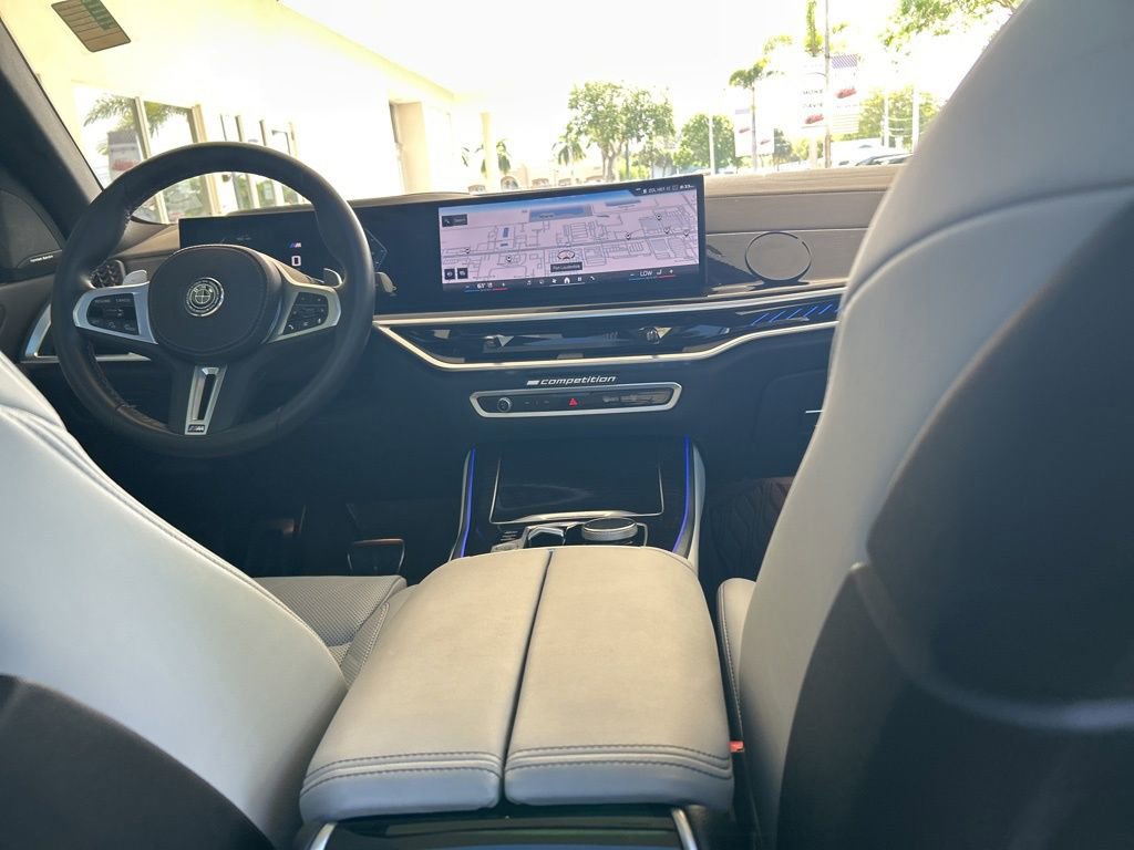 Used 2024 BMW X5 xDrive40i w/ M Sport Package image 36