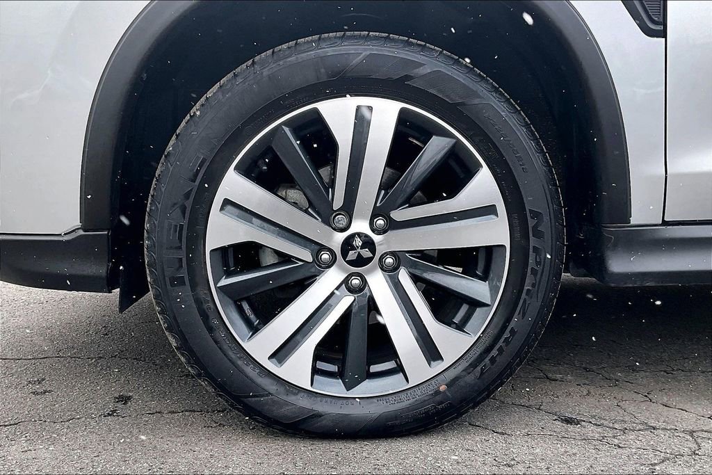 Used 2022 Mitsubishi Outlander Sport ES image 9