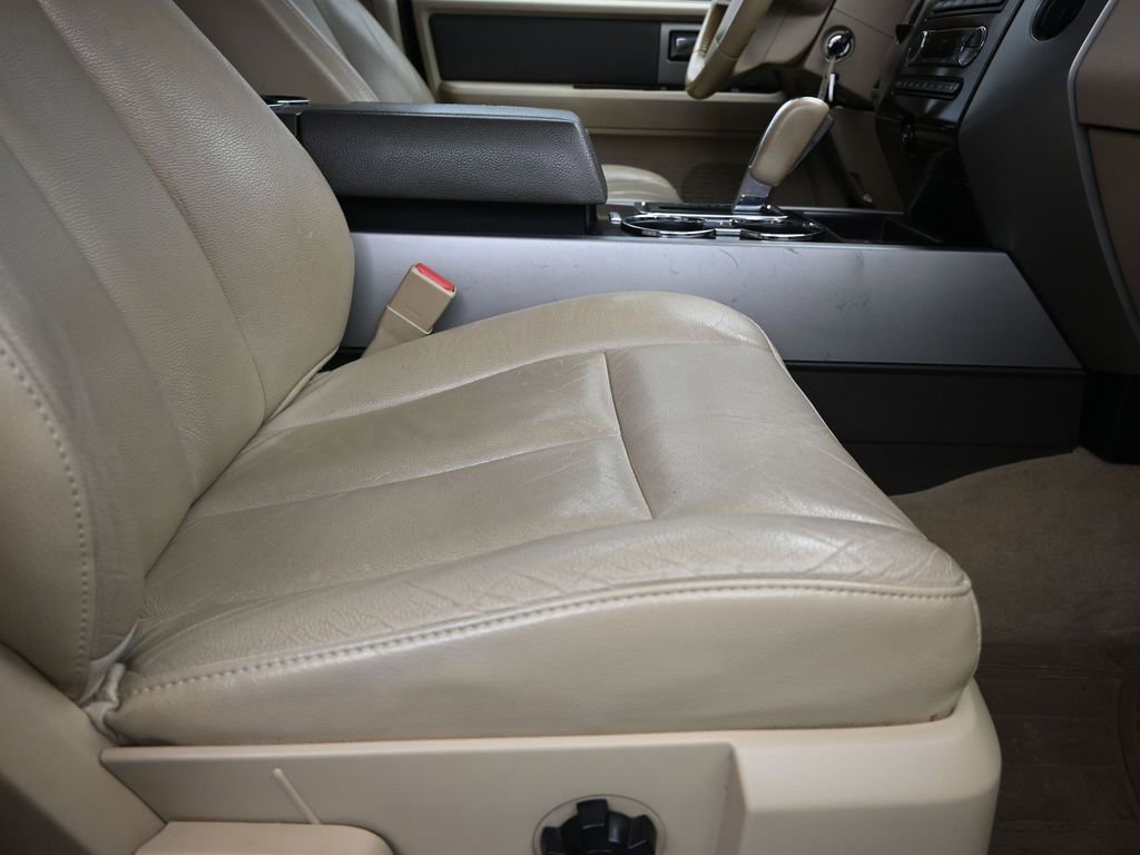 Used 2012 Ford Expedition XLT RWD image 25