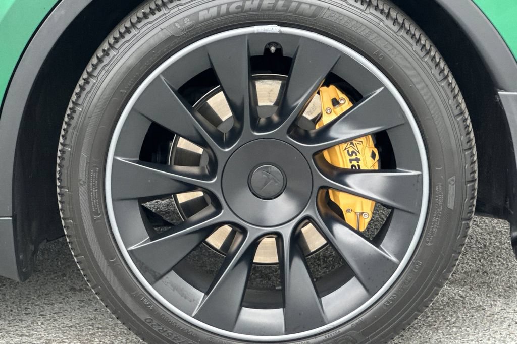 Used 2025 Tesla Model Y Long Range RWD image 24