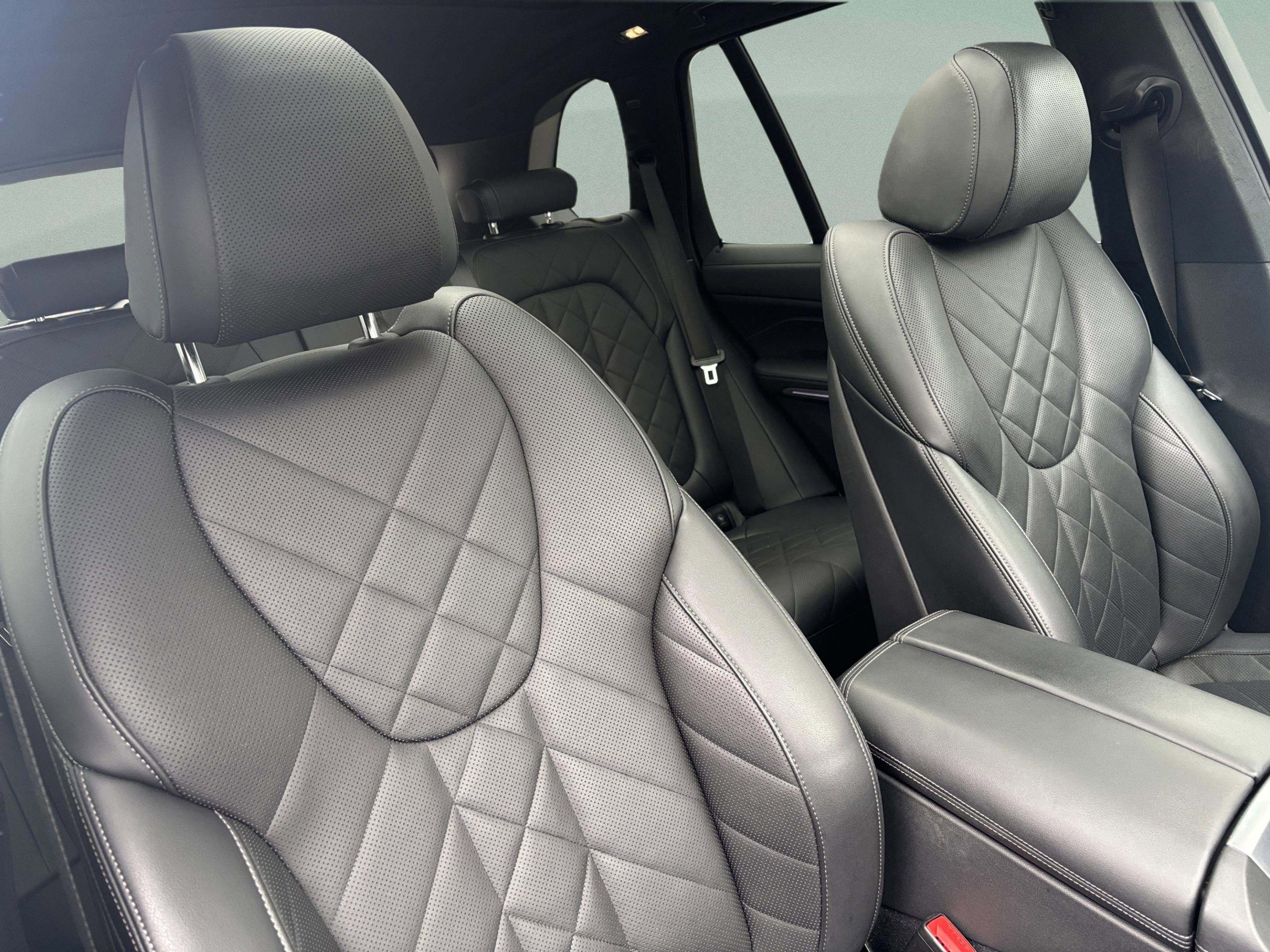 Used 2023 BMW X5 sDrive40i w/ Premium Package image 24