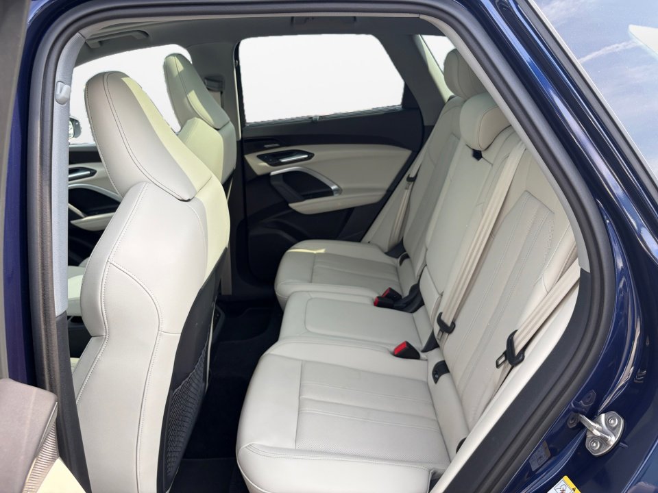 Used 2025 Audi Q5 Prestige AWD/4WD image 13