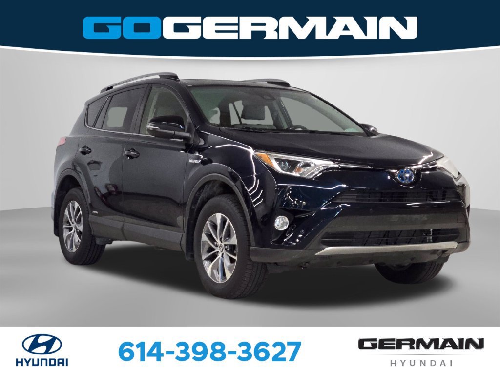 Used 2018 Toyota RAV4 XLE w/ Convenience Package AWD/4WD image 4