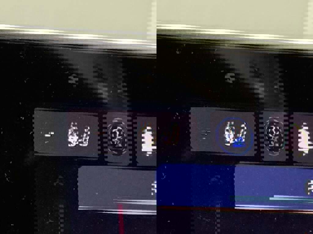 New 2026 Jeep Compass Limited image 33