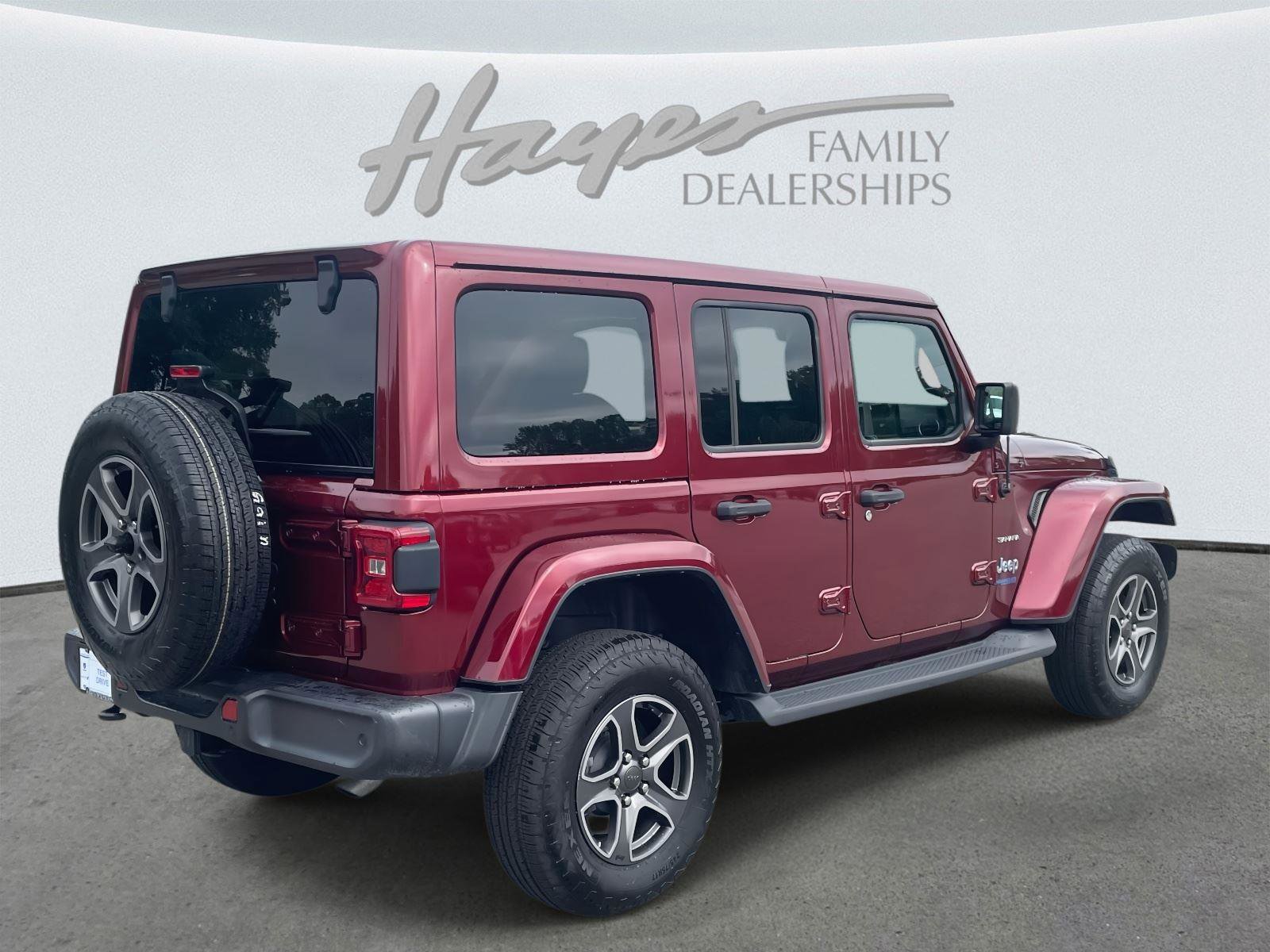 Used 2021 Jeep Wrangler Unlimited Sahara w/ Cold Weather Group image 32