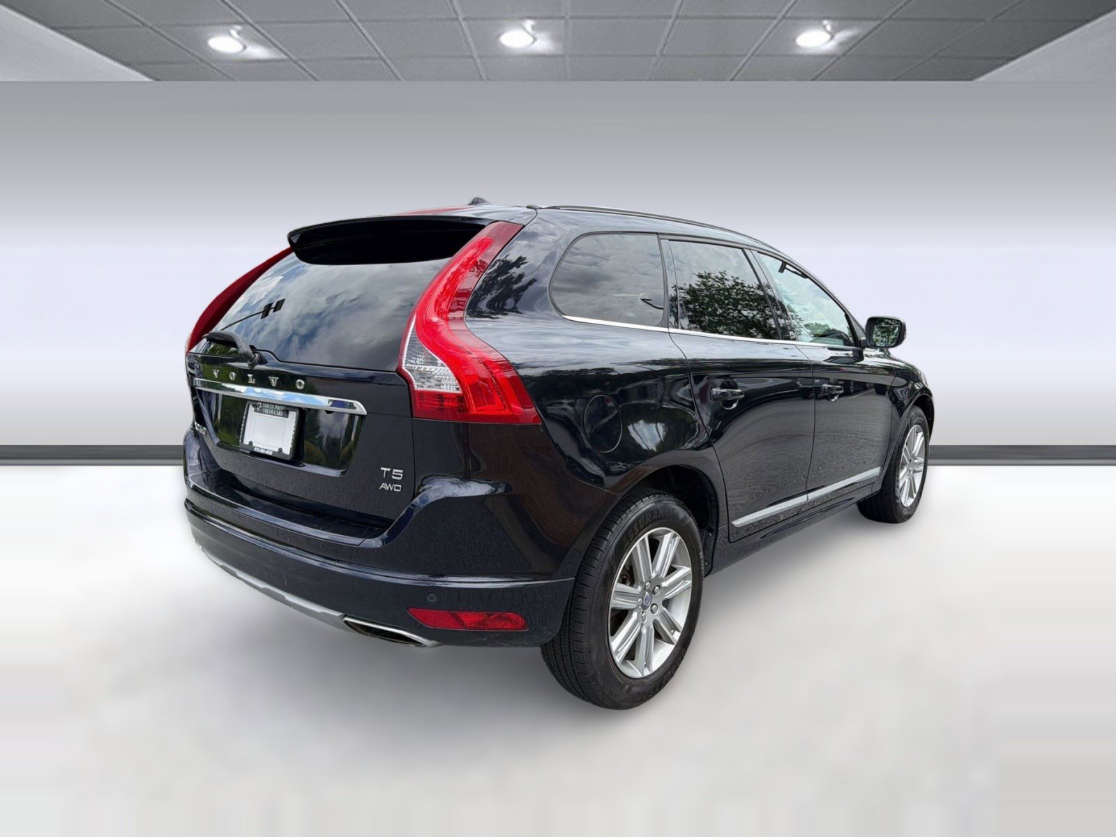 Used 2017 Volvo XC60 T5 Inscription w/ Preferred Option Package AWD/4WD image 8