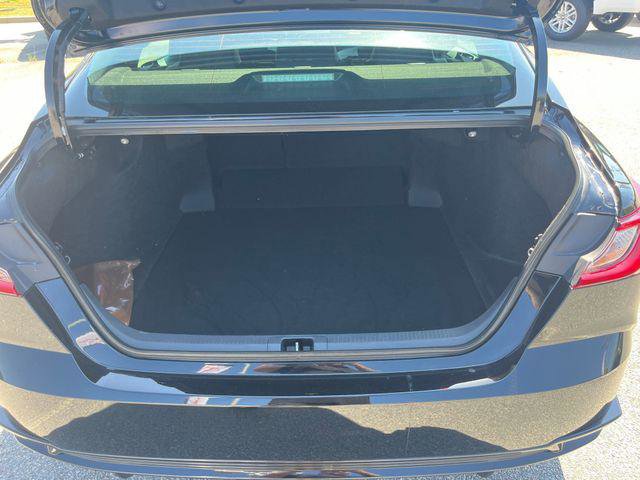 Certified 2026 Toyota Camry Hybrid FWD image 26