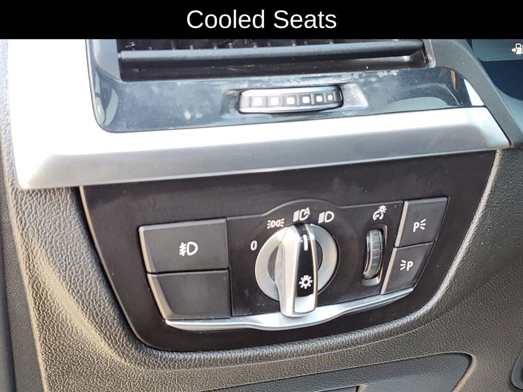 Used 2021 BMW X3 xDrive30i w/ Premium Package image 10