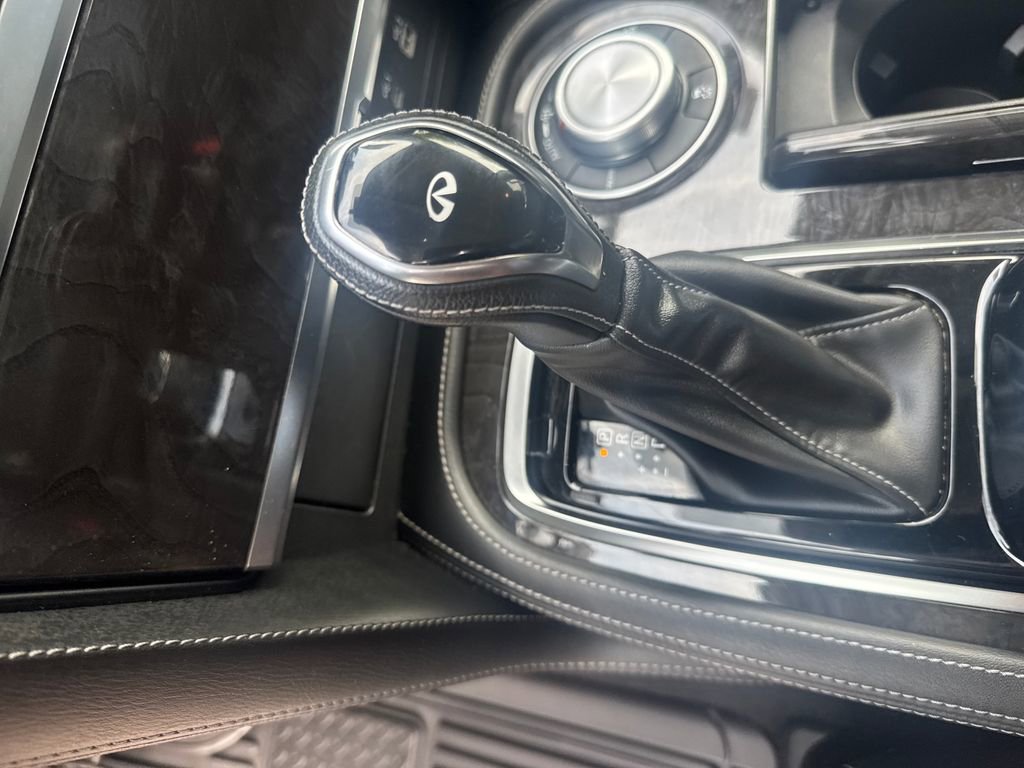 Used 2024 INFINITI QX80 Luxe AWD/4WD image 24