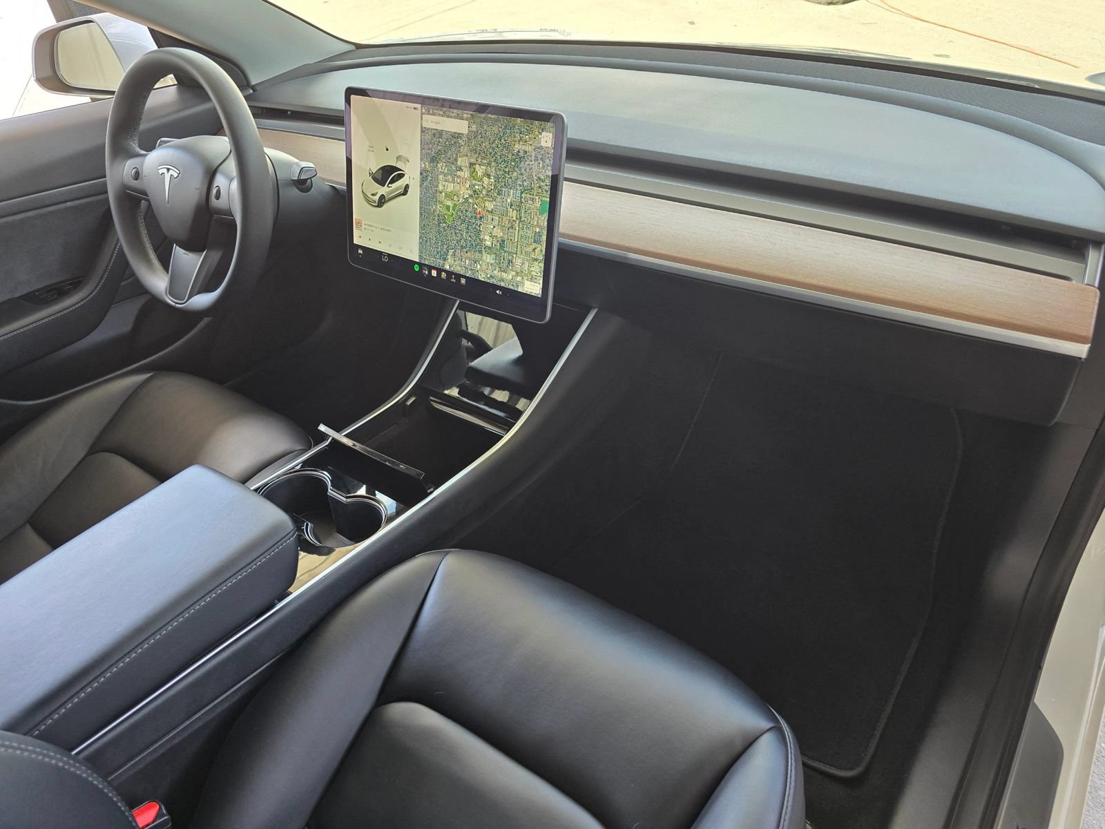 Used 2020 Tesla Model 3 Standard Range Plus RWD image 29