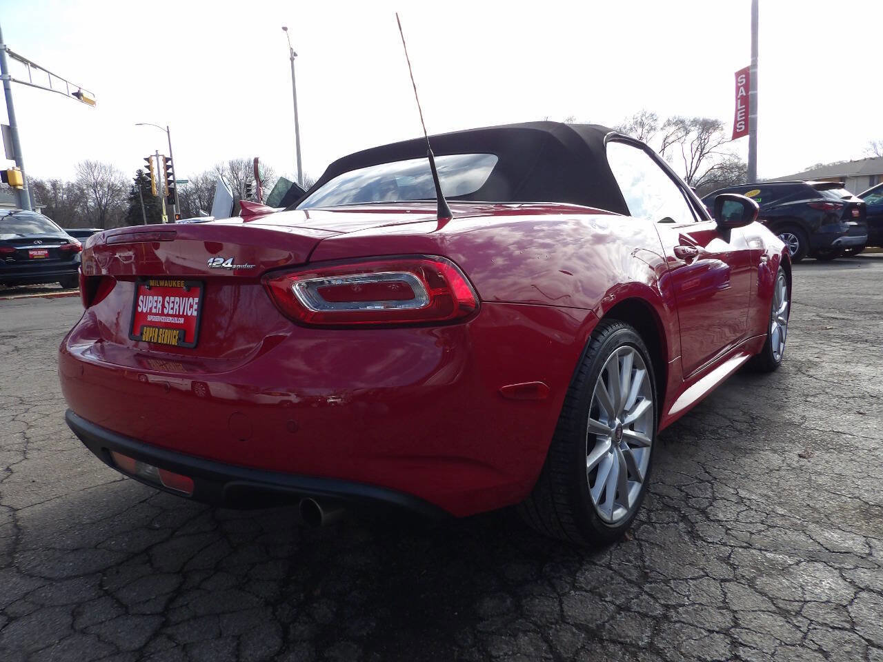 Used 2017 FIAT 124 Spider Lusso image 4